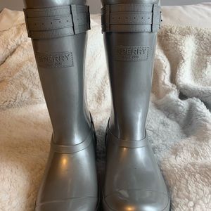 SPERRY rain boots